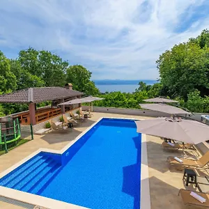 Vesna 4* Opric
