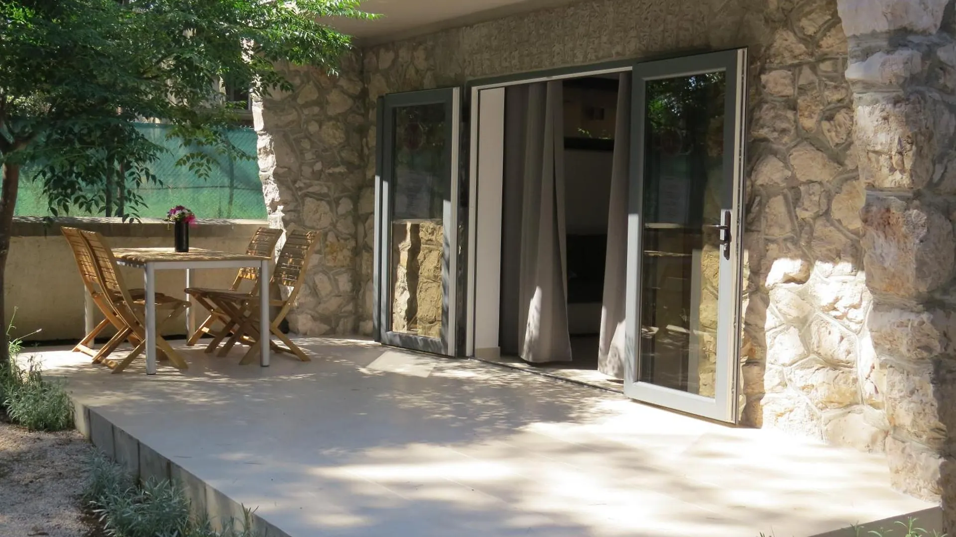 *** Ferienpark Camping Mia Bungalow & Mobile Home Weißenburg Kroatien