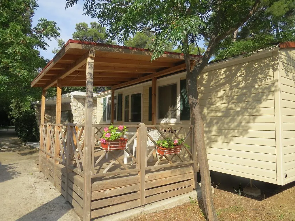 Camping Mia Bungalow & Mobile Home Weißenburg 3*,
